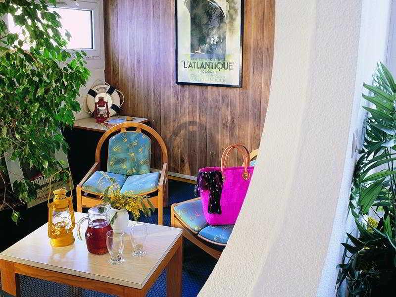 พรีเมียร์ คลาส เรน ซุด เอสต์ Hotel ชองเตอพี ภายนอก รูปภาพ